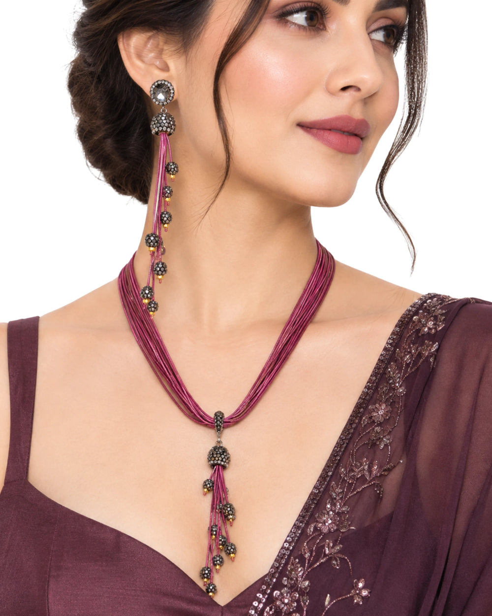 The Mulberry Blossom Tassel Set