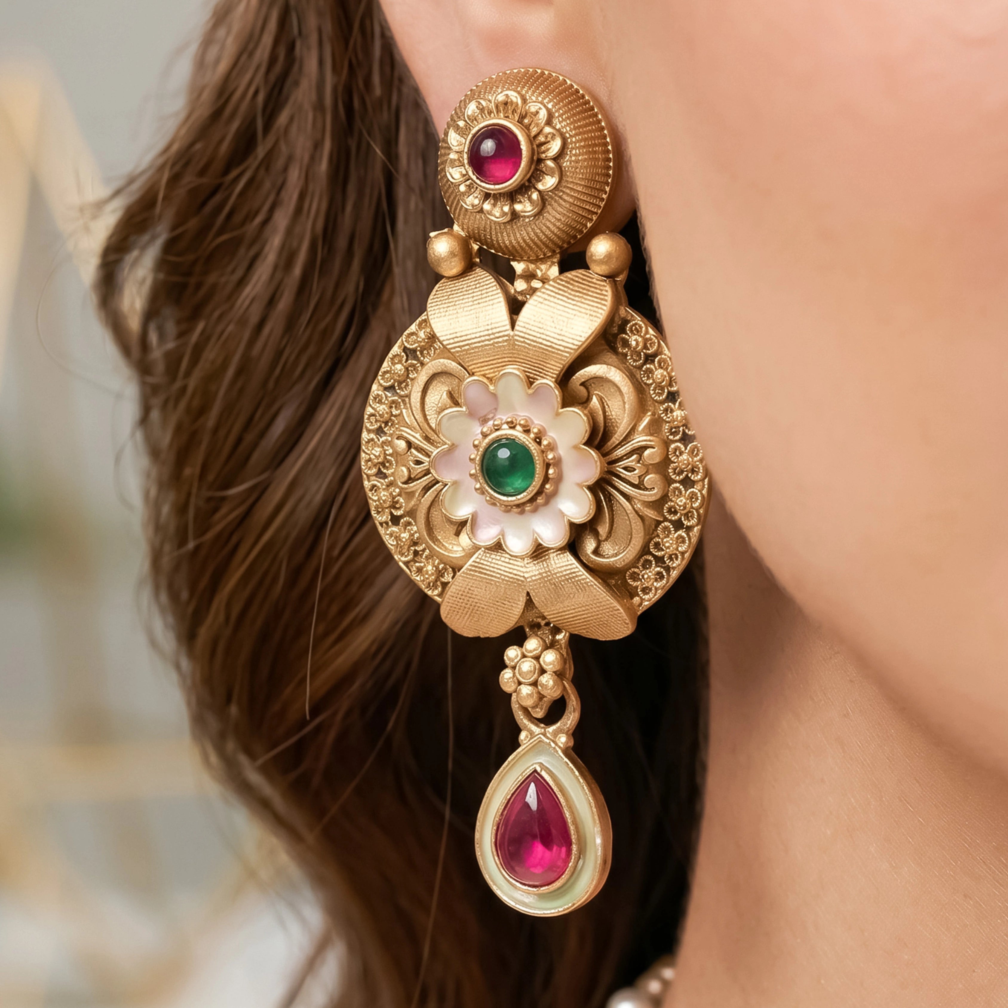 Maharani Flora Necklace Set
