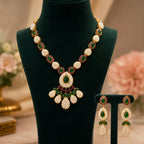 Emerald Pearl Royale Necklace Set