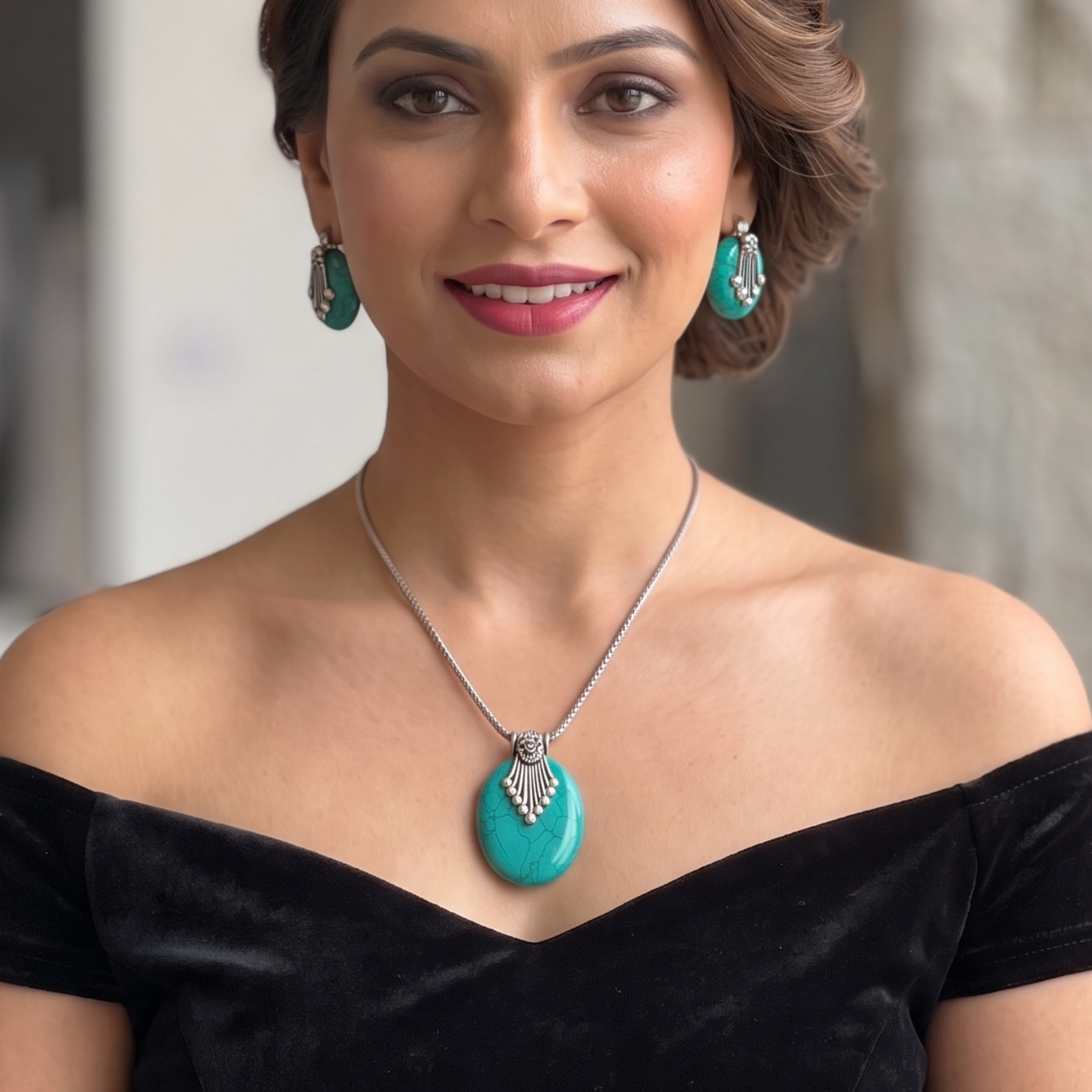 Azure Elegance Pendant Set