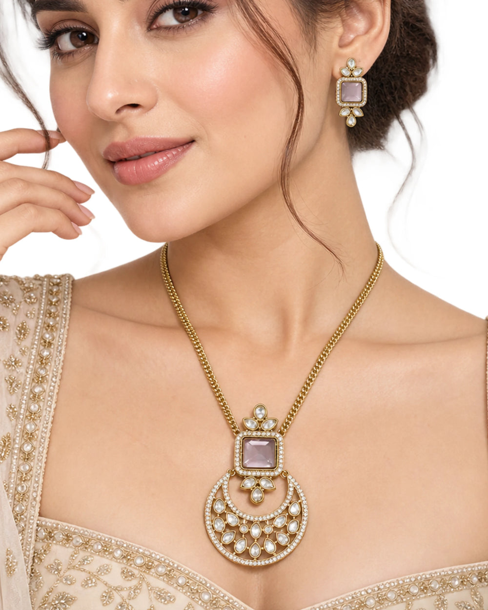 The Royal Mauve Kundan Pendant Set
