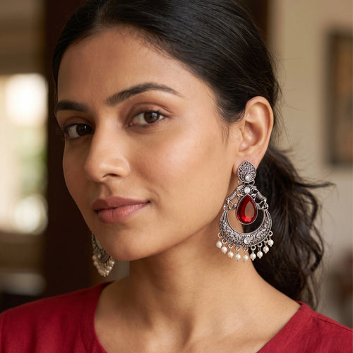 Crimson Noor Chandbali