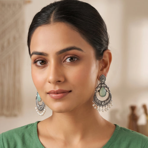 Celeste Pearl Chandbali