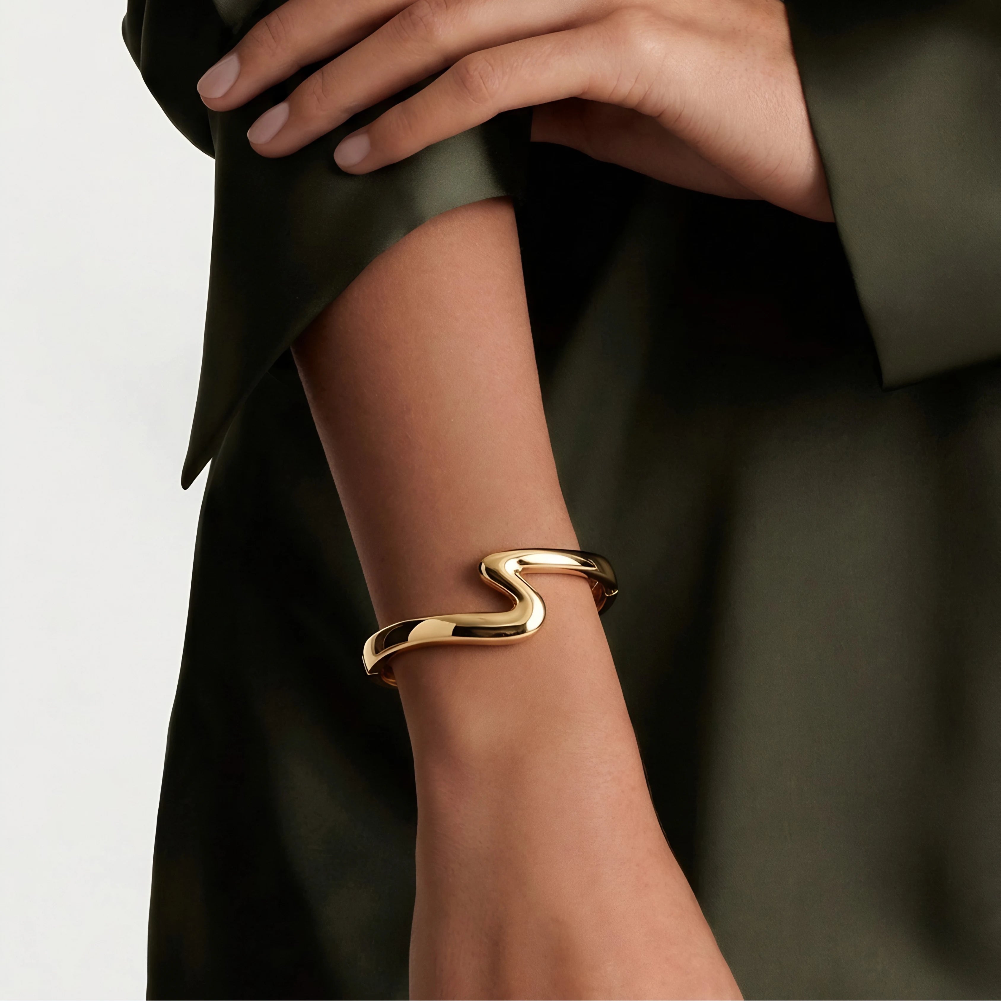 MOLTEN WAVE BRACELET