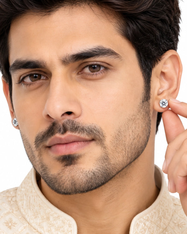 The Classic Solitaire Diamond-Cut Studs