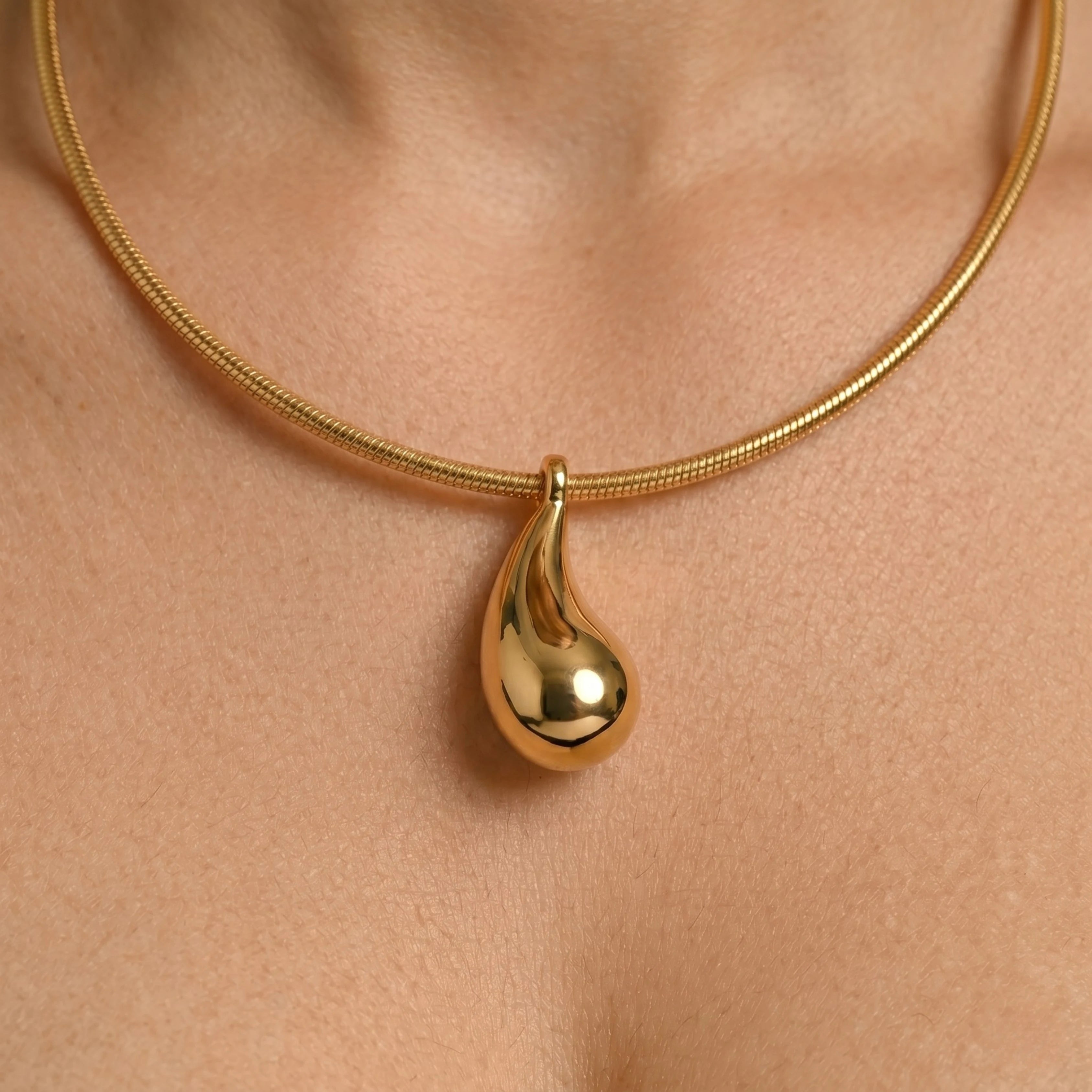 Golden Drop Luxe Pendant