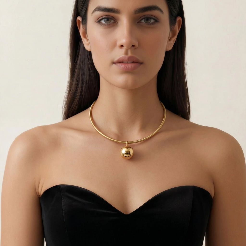 Midnight Bloom Pendant Necklace